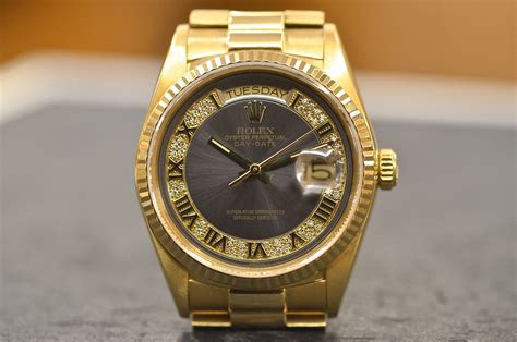 rolex day datebquadrante serigrafato oro e brillanti|rolex day date models.